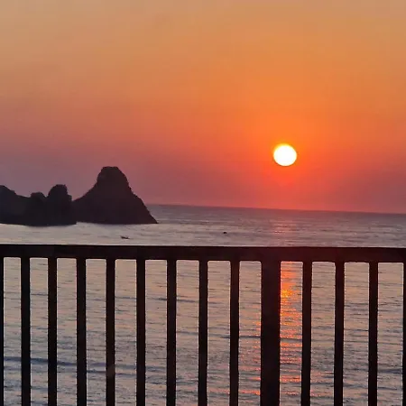 L'isola E I Faraglioni House Apartament Aci Trezza