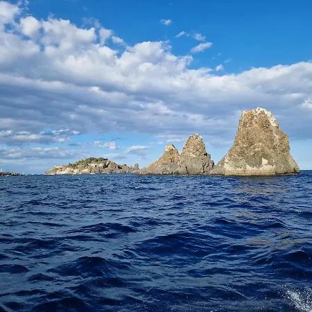 L'isola E I Faraglioni House * Aci Trezza